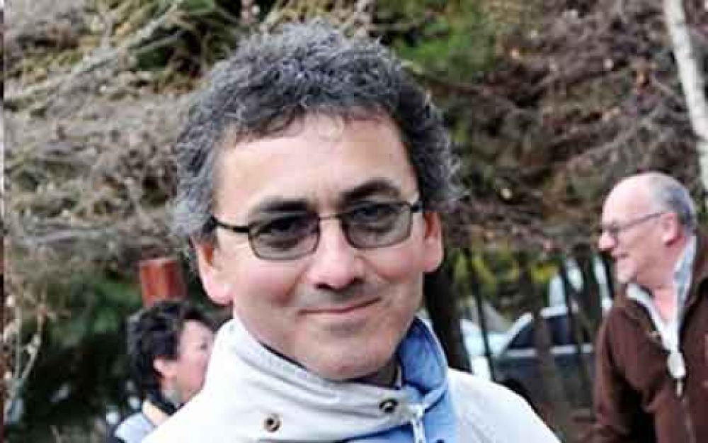 Denuncian que el intendente de Dina Huapi alquil� su propio local a la Municipalidad