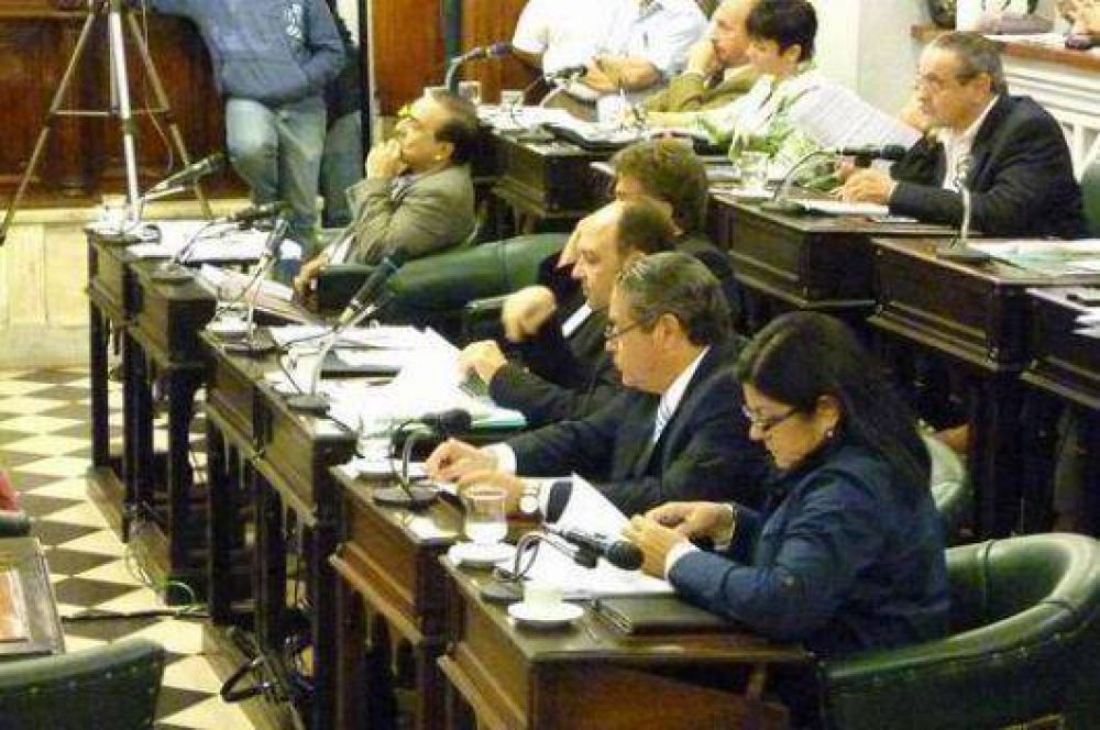 Publicidad por el voto a los 16 qued� en comisi�n