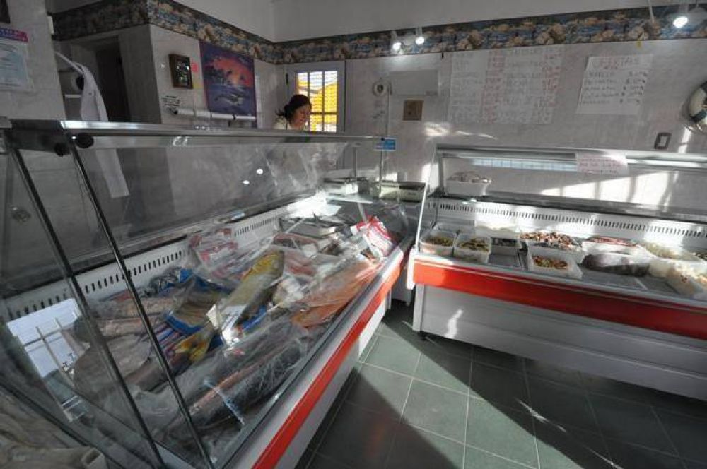 Aseguran que se mantienen los precios en las pescader�as