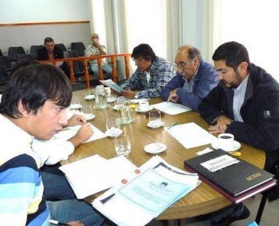 Concejales debatieron por carteles electr�nicos �rea de protecci�n civil municipal
