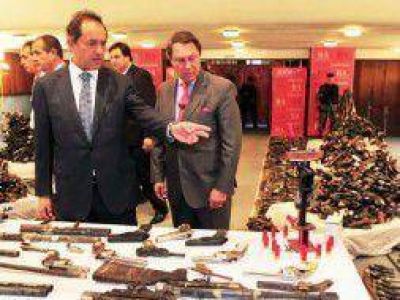 Inseguridad: La Provincia busca prohibir la venta de armas de fuego a civiles