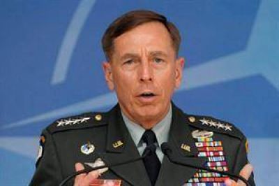 El ex jefe de la CIA pidi� perd�n por su esc�ndalo sexual