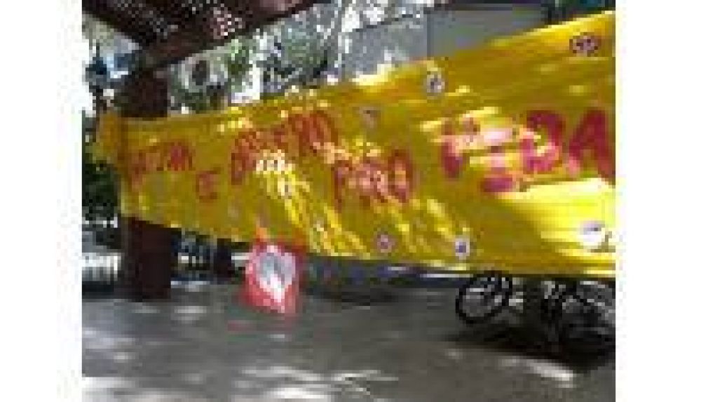 El stand Pro Vida recibi� a gran cantidad de j�venes y embarazadas