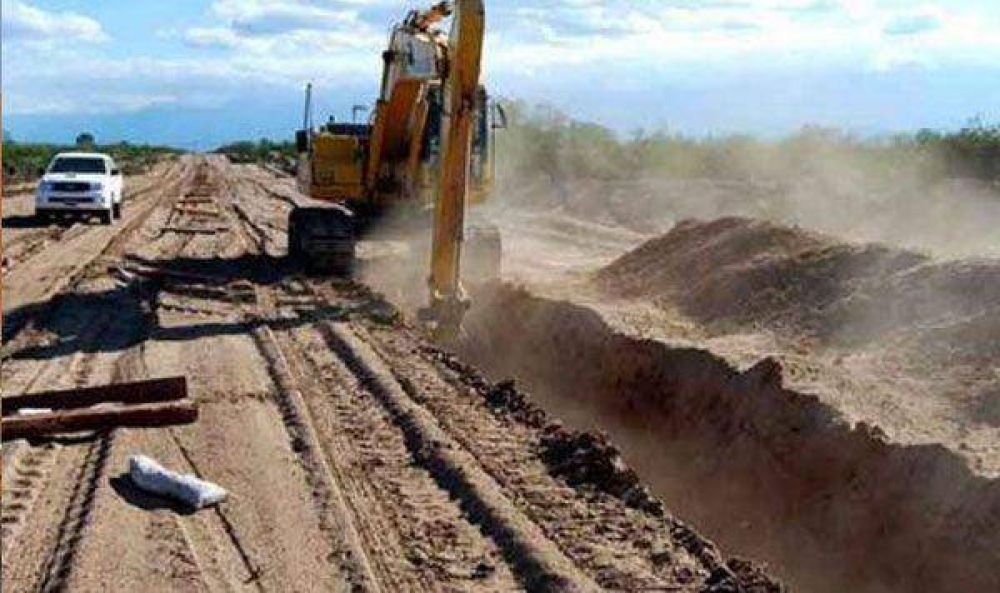 Mercado Luna, Mazzuchelli y Lucas Luna resaltaron obras que iniciaran en Capital