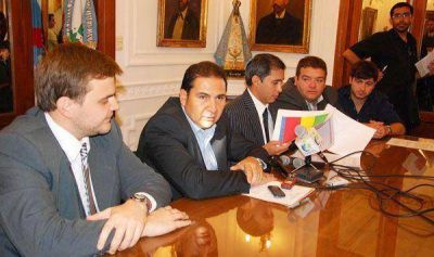 Quieren incentivar a adolecentes sobre el sistema democr�tico