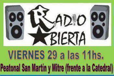 Radio abierta del Frente Gremial Docente en la Peatonal