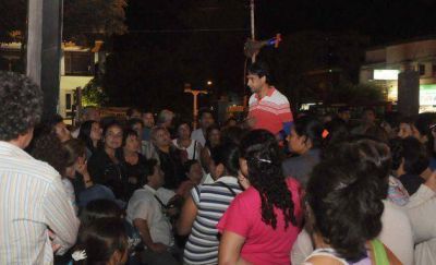 Upcp levant� la carpa de la plaza 25 de Mayo y aguarda una nueva instancia de di�logo
