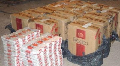 Incautan casi mil cartones de cigarrillos de contrabando