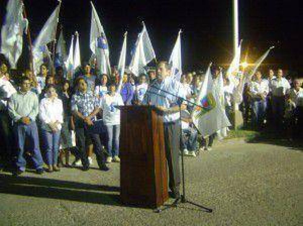 De Vido habilit� sistema lum�nico en la zona norte de la ciudad