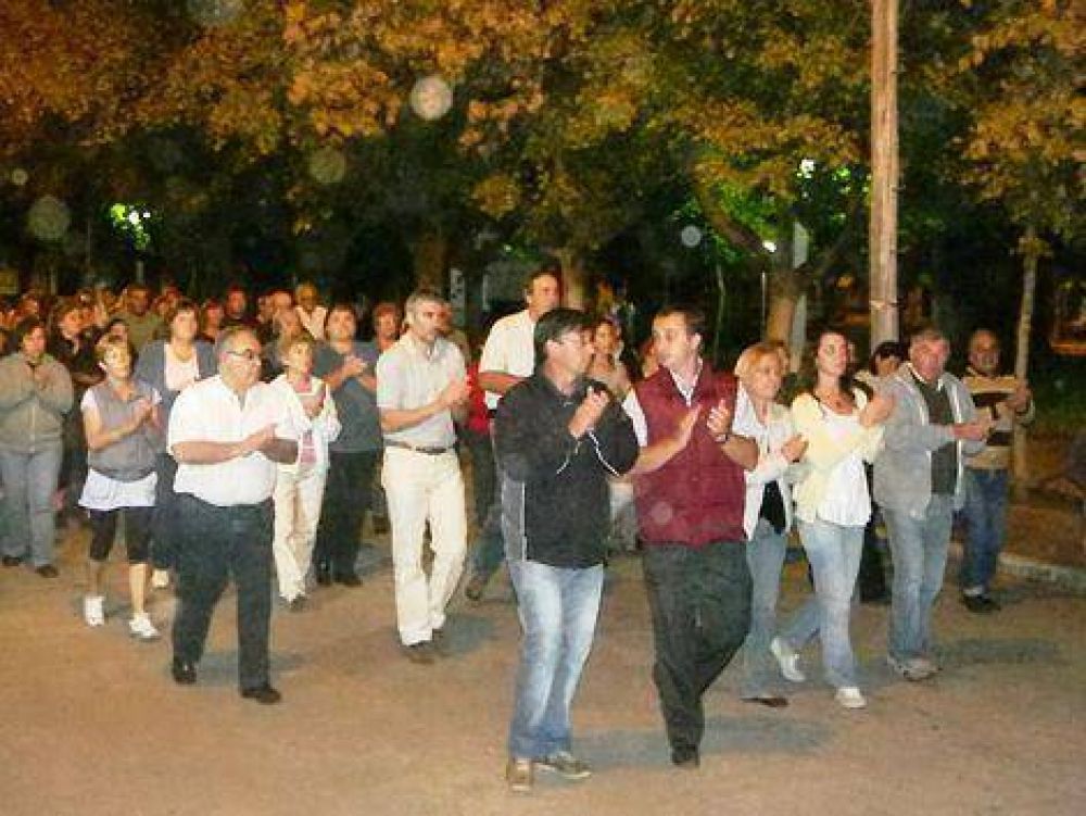 Se realiz� la 13� marcha pidiendo por el esclarecimiento del doble homicidio 