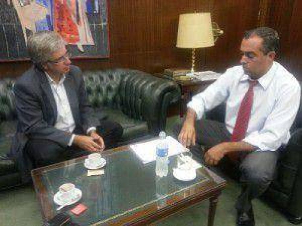 Armend�riz se reuni� con un miembro del directorio del Banco Provincia y realiz� gestiones por las complicaciones en el pago de impuestos