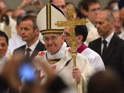 El papa dijo en Jueves Santo que no quiere sacerdotes "tristes"