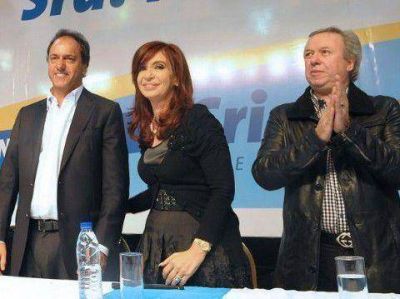 Todos contra Scioli y Peralta: el kirchnerismo est� decidido a hacerle la guerra a los dos Danieles