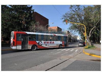Restringen el tr�nsito en calle Carb� por reparaci�n de la red cloacal