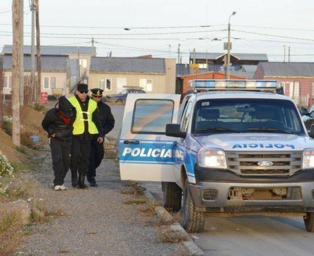 Detenido in fraganti robando en una casa en el barrio CAP