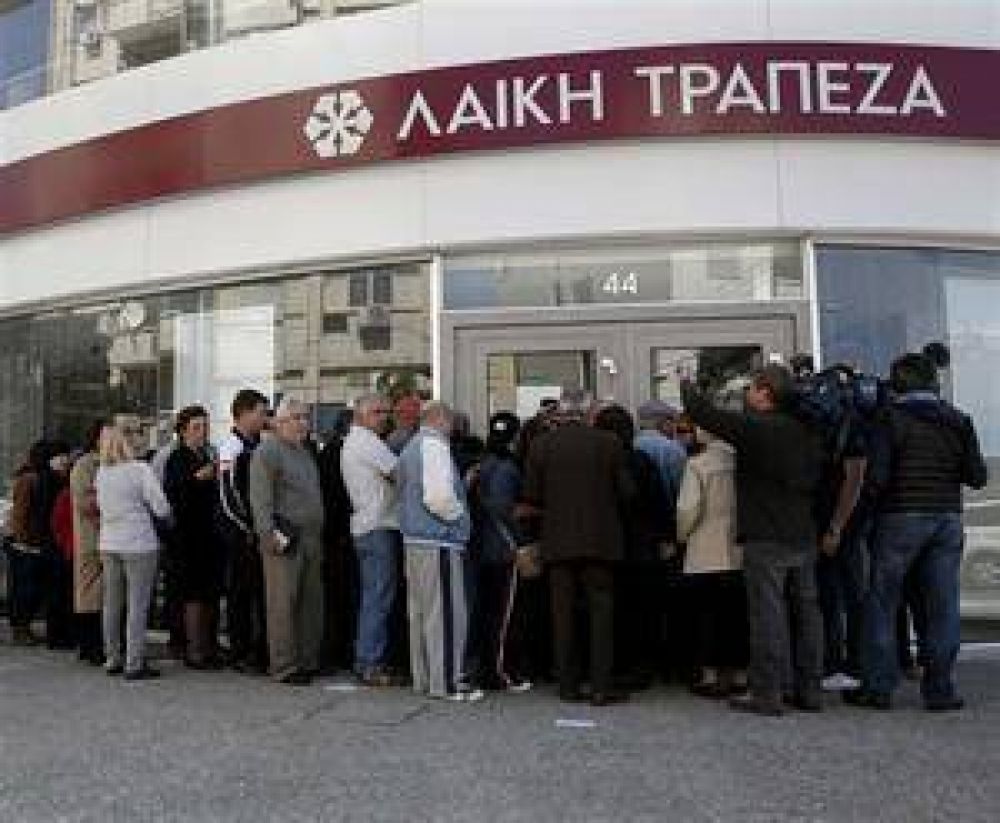 Reabrieron los bancos, pero crece la incertidumbre en Chipre
