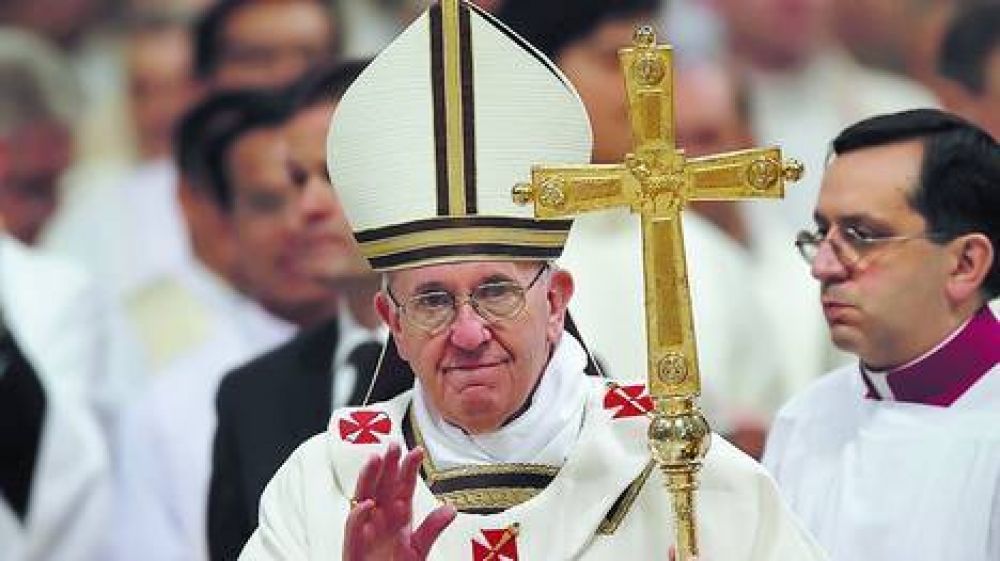 En�rgico llamado a los curas a ser �pastores con olor a oveja�