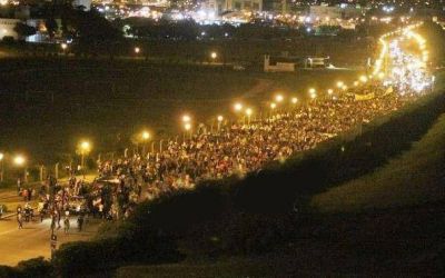�Felices 100 a�os!: multitudinaria caravana de Aldosivi