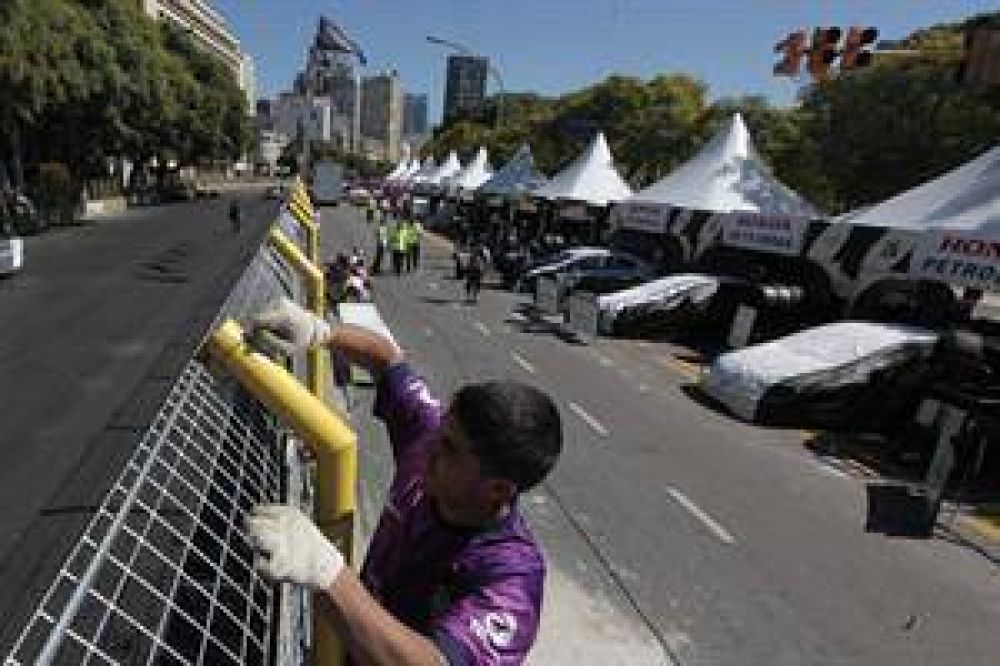 El S�per TC 2000 se col� en la pelea entre la Naci�n y el gobierno porte�o