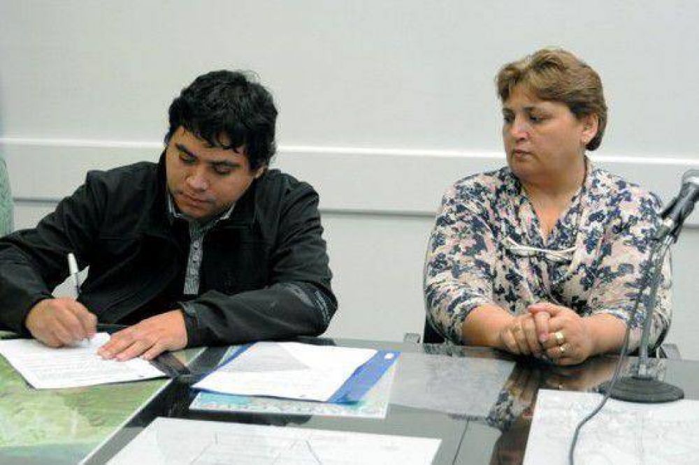 Firma de convenio para la construcci�n de la sede del Club Olimpia