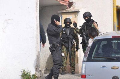 Investigan posible venta de droga