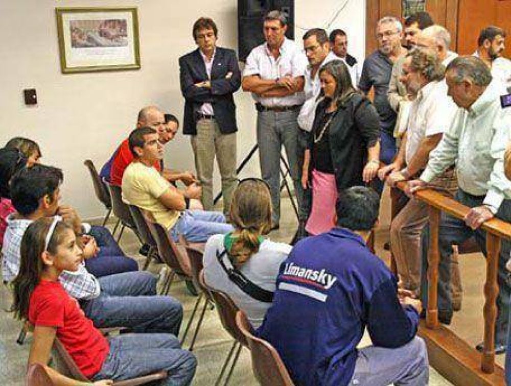 Promesa incumplida: El Gobierno Provincial demora subsidios para 111 familias rafaelinas 