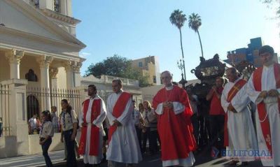 El Arzobispo reiter� su llamado a los fieles a vivir al servicio de los dem�s
