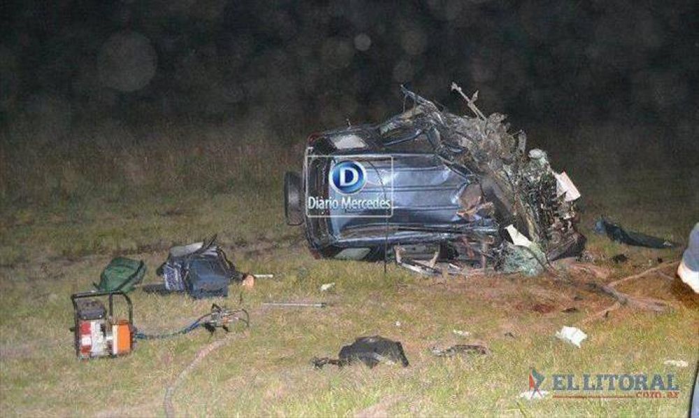En triple colisi�n muri� un hombre y otras tres personas resultaron heridas