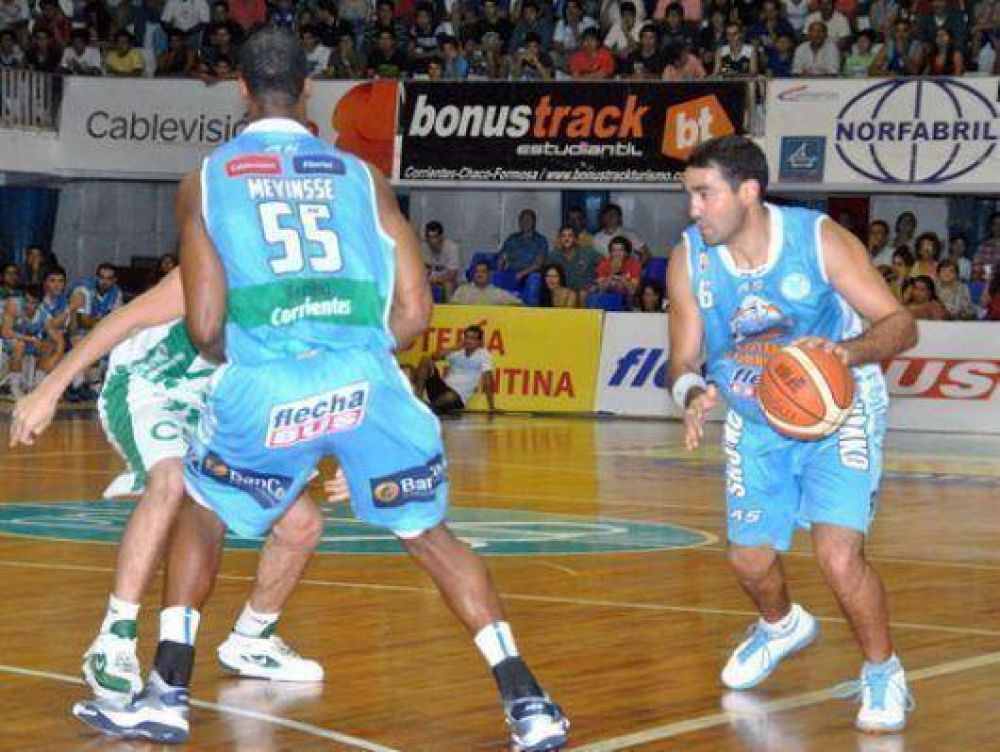Regatas con "gimnasia", pero con el pie derecho