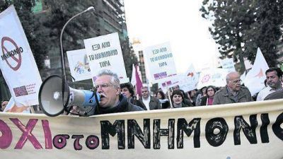 Chipre reabri� los bancos con fuertes restricciones