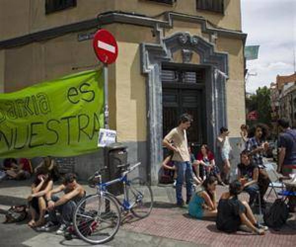 El "escrache" lleg� a Espa�a y tiene a la clase pol�tica en vilo