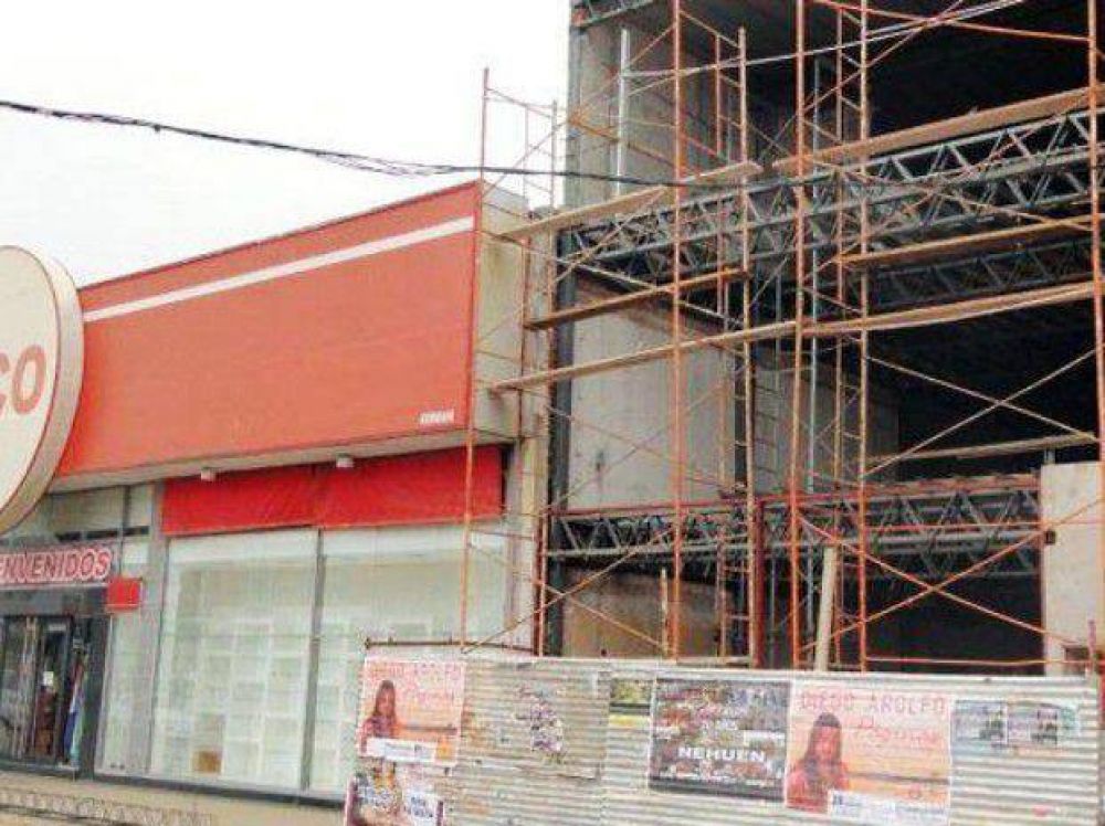 Fuerte pol�mica por un edificio en Venado
