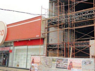 Fuerte pol�mica por un edificio en Venado