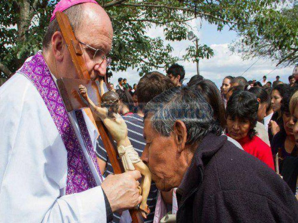 M�s de 4.000 fieles ascendieron juntos al cerro San Bernardo