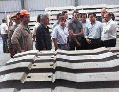 Polic�a comunal: an�lisis profesional, experiencia y antecedentes