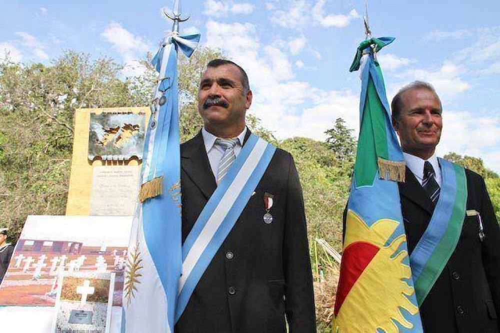 ACTO POR EL DIA DEL VETERANO Y LOS CAIDOS EN MALVINAS