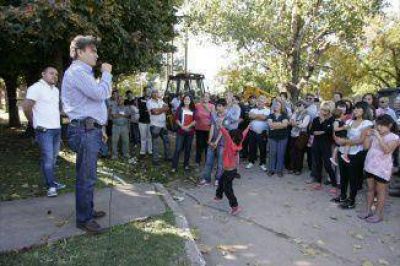 Comenzaron a pavimentar 16 cuadras de Quilmes Oeste
