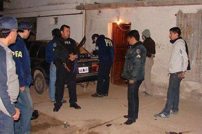Denuncian persecuciones politicas y policiales en General Belgrano