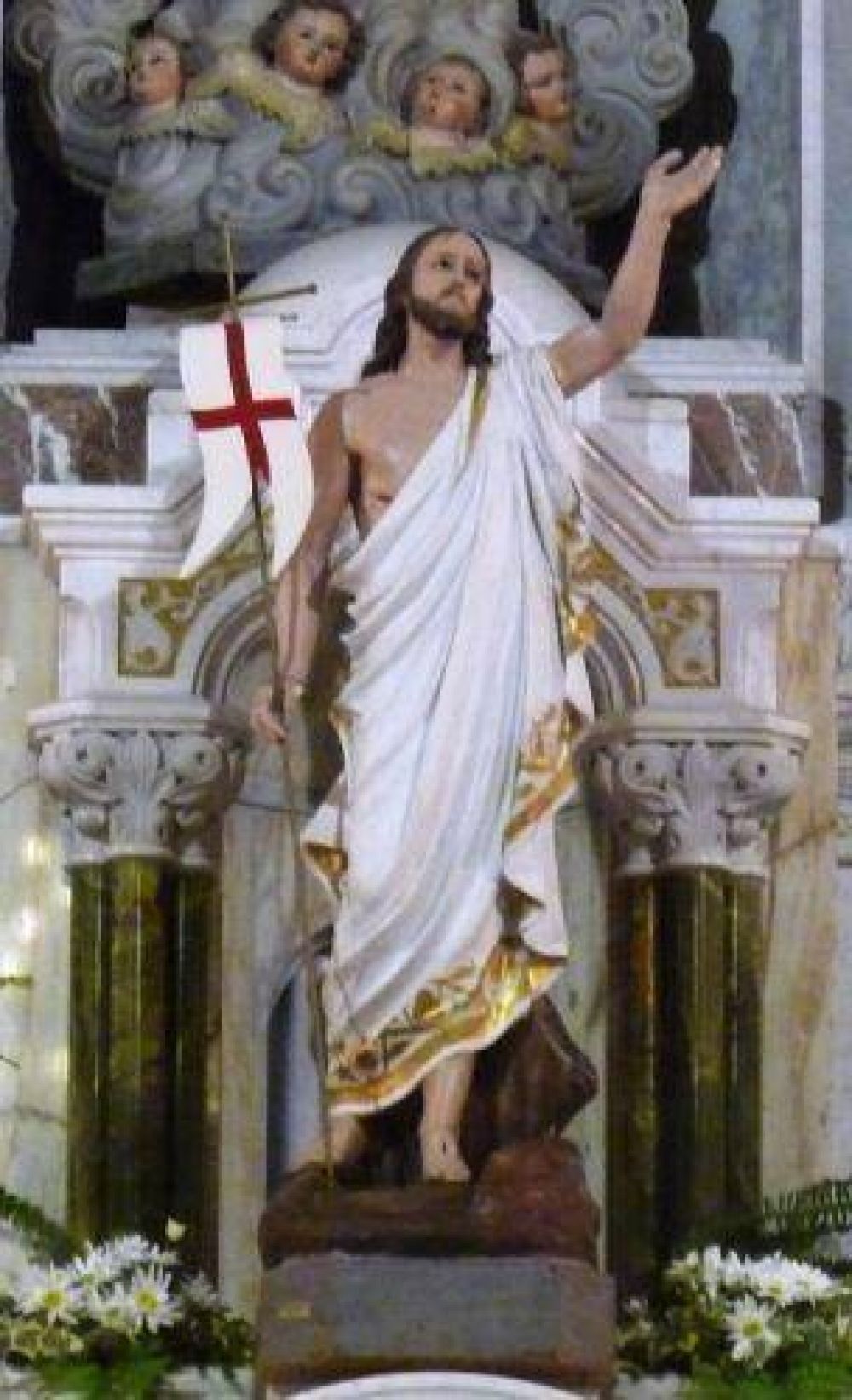 Con la Vigilia se recibi� la Pascua