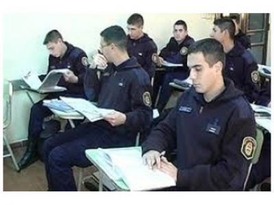 Incentivan la incorporaci�n de j�venes a las fuerzas de seguridad