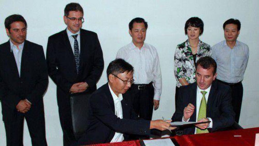 P�rez viaja a China por segunda vez