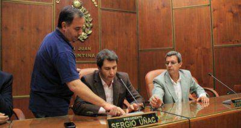 Los legisladores probaron el nuevo sistema de audio y voto electr�nico