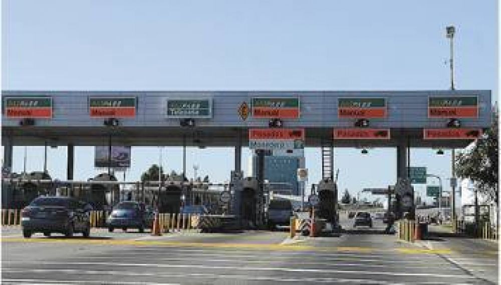 Aumentan desde hoy hasta 33% los peajes en todas las autopistas porte�as