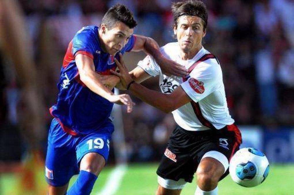 Col�n derrot� a Tigre en Santa Fe