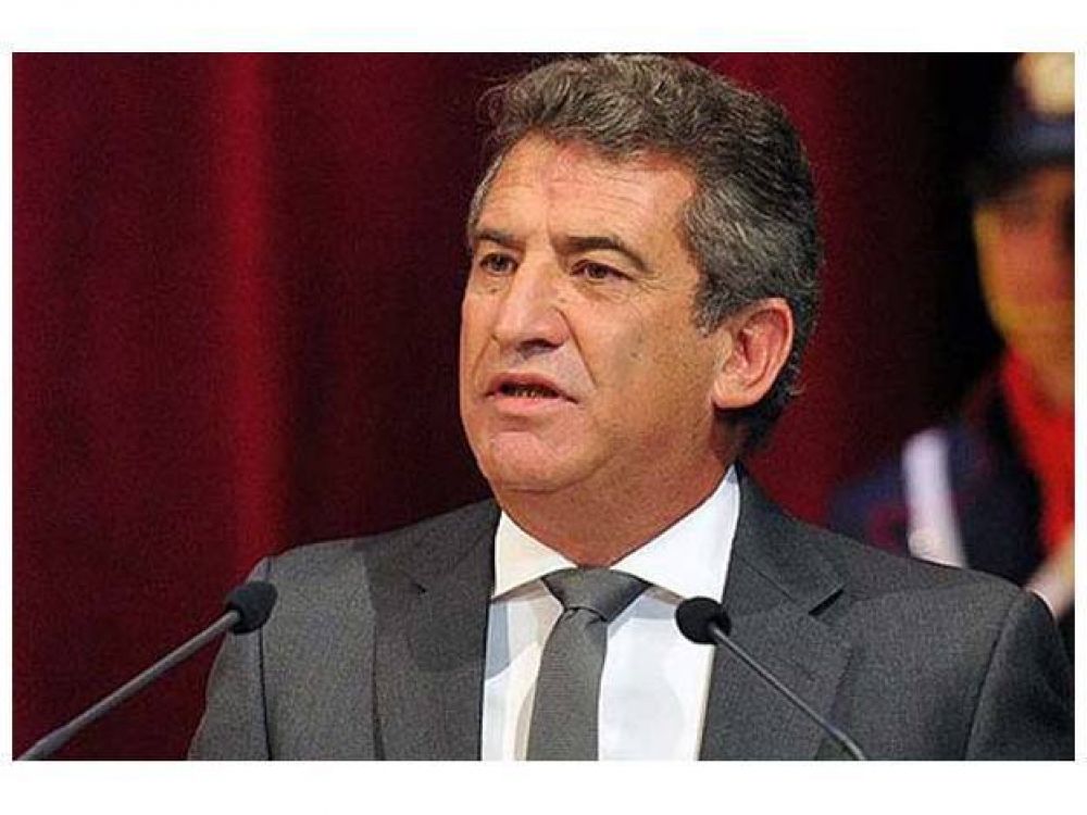 Urribarri presidir� en Nogoy� el acto central por el aniversario de la gesta de Malvinas