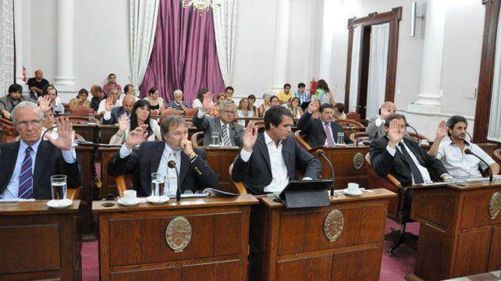 Esperan que el Senado apruebe el proyecto de protecci�n a usuarios telef�nicos	 