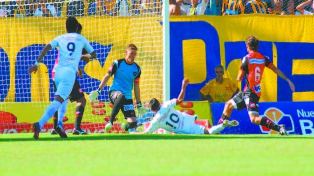 No estuvo a la altura de un Gigante  