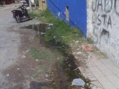 Cloaca con p�rdidas y demanda vecinal sin respuesta