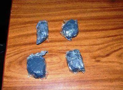 Demoran a menor con marihuana en su poder