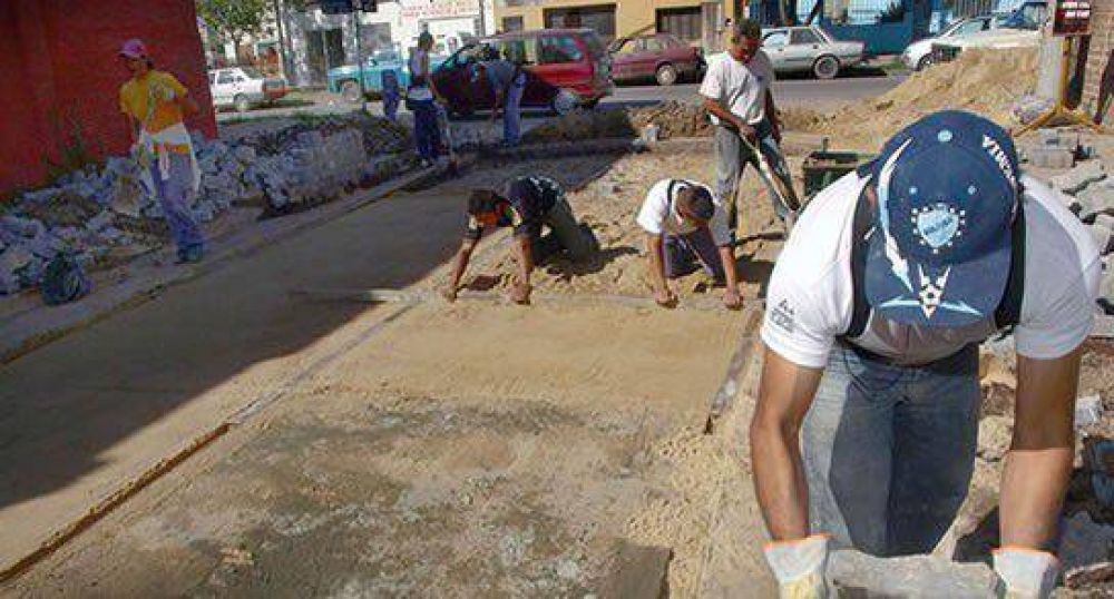 Ocho obras de pavimento articulado